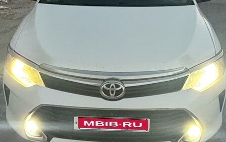 Toyota Camry, 2016 год, 2 000 000 рублей, 1 фотография