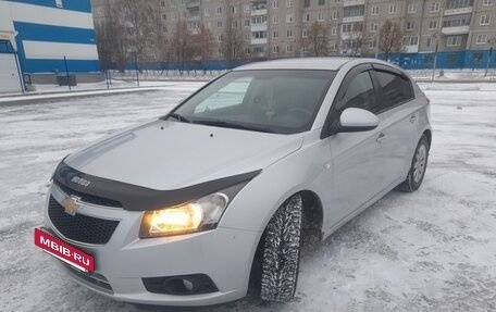 Chevrolet Cruze II, 2012 год, 900 000 рублей, 2 фотография