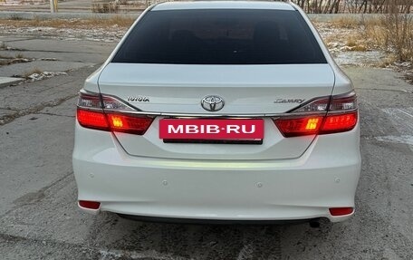 Toyota Camry, 2016 год, 2 000 000 рублей, 2 фотография