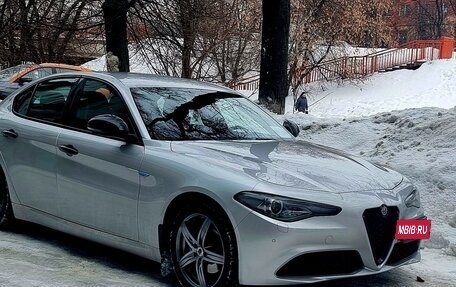 Alfa Romeo Giulia II, 2019 год, 2 600 000 рублей, 8 фотография