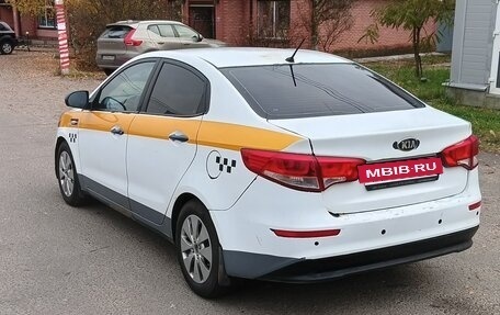 KIA Rio III рестайлинг, 2015 год, 780 000 рублей, 5 фотография