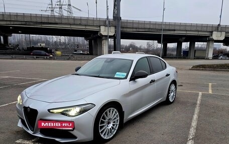 Alfa Romeo Giulia II, 2019 год, 2 600 000 рублей, 22 фотография