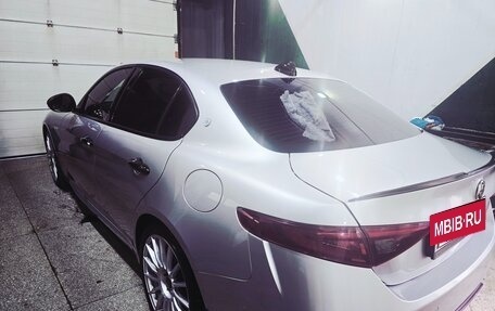 Alfa Romeo Giulia II, 2019 год, 2 600 000 рублей, 28 фотография