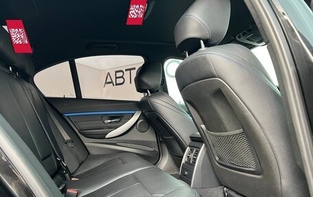 BMW 3 серия, 2017 год, 2 390 000 рублей, 14 фотография