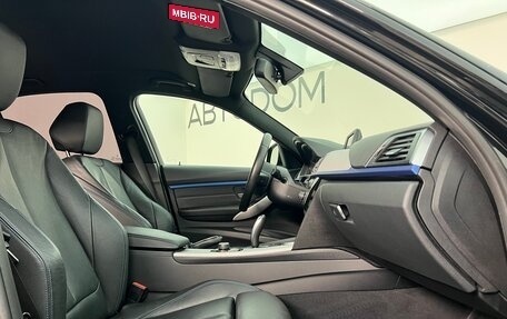 BMW 3 серия, 2017 год, 2 390 000 рублей, 13 фотография