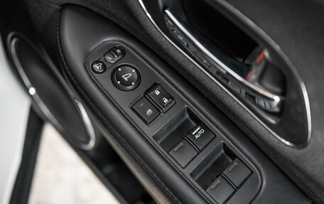 Honda Vezel, 2019 год, 2 000 000 рублей, 16 фотография