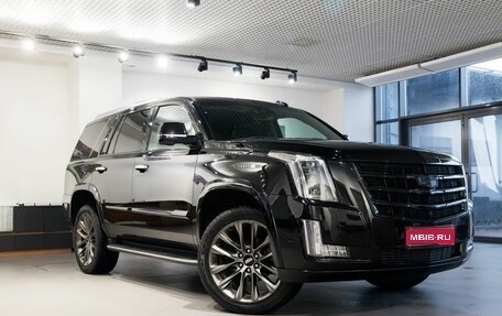 Cadillac Escalade IV, 2019 год, 5 490 000 рублей, 1 фотография
