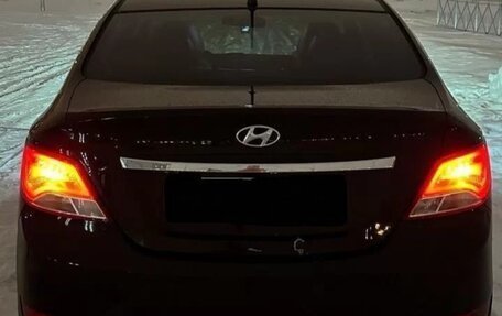 Hyundai Solaris II рестайлинг, 2015 год, 930 000 рублей, 7 фотография