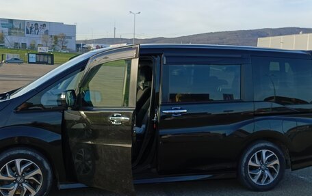 Honda Stepwgn IV, 2016 год, 1 800 000 рублей, 4 фотография