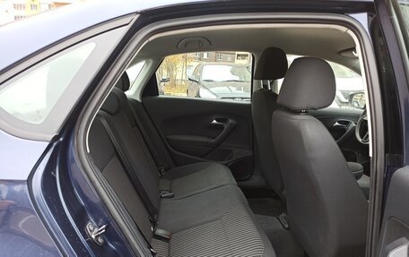 Volkswagen Polo VI (EU Market), 2011 год, 745 000 рублей, 11 фотография