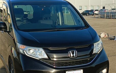 Honda Stepwgn IV, 2016 год, 1 800 000 рублей, 24 фотография