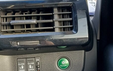 Honda Stepwgn IV, 2016 год, 1 800 000 рублей, 34 фотография