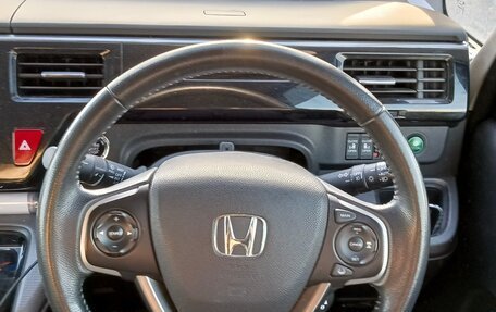 Honda Stepwgn IV, 2016 год, 1 800 000 рублей, 33 фотография