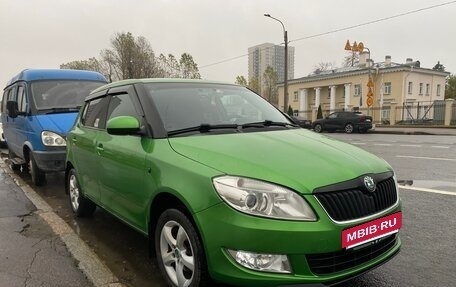 Skoda Fabia II, 2012 год, 530 000 рублей, 3 фотография