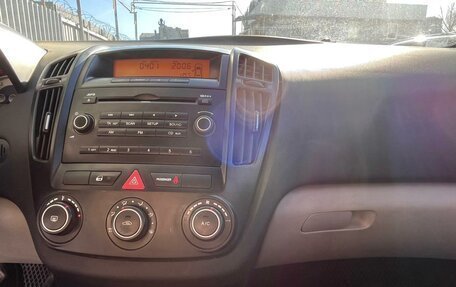 KIA cee'd I рестайлинг, 2008 год, 620 000 рублей, 13 фотография