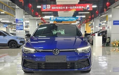 Volkswagen Golf VIII, 2021 год, 1 881 332 рублей, 2 фотография