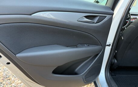 Opel Insignia II рестайлинг, 2018 год, 1 740 000 рублей, 9 фотография