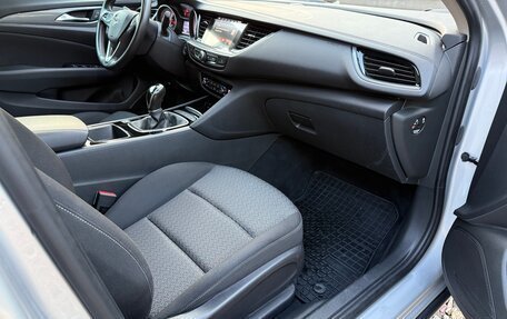 Opel Insignia II рестайлинг, 2018 год, 1 740 000 рублей, 14 фотография