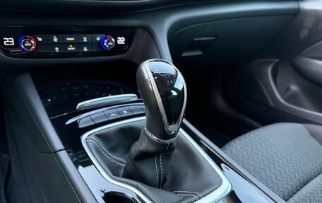 Opel Insignia II рестайлинг, 2018 год, 1 740 000 рублей, 18 фотография