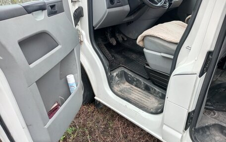 Volkswagen Transporter T5 рестайлинг, 2006 год, 2 150 000 рублей, 5 фотография