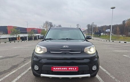 KIA Soul II рестайлинг, 2017 год, 1 800 000 рублей, 2 фотография