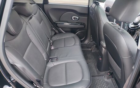 KIA Soul II рестайлинг, 2017 год, 1 800 000 рублей, 14 фотография