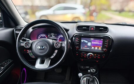 KIA Soul II рестайлинг, 2017 год, 1 800 000 рублей, 11 фотография