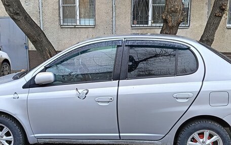 Toyota Platz, 2000 год, 350 000 рублей, 9 фотография