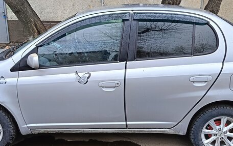 Toyota Platz, 2000 год, 350 000 рублей, 11 фотография