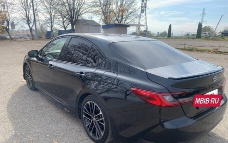 Toyota Camry, 2024 год, 3 650 000 рублей, 10 фотография