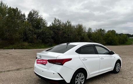 Hyundai Solaris II рестайлинг, 2021 год, 1 500 000 рублей, 5 фотография