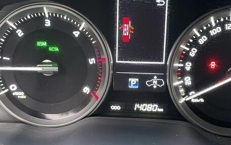 Toyota Land Cruiser 200, 2020 год, 17 000 000 рублей, 5 фотография