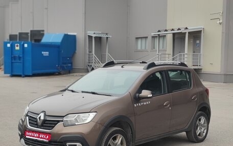 Renault Sandero II рестайлинг, 2020 год, 799 000 рублей, 1 фотография