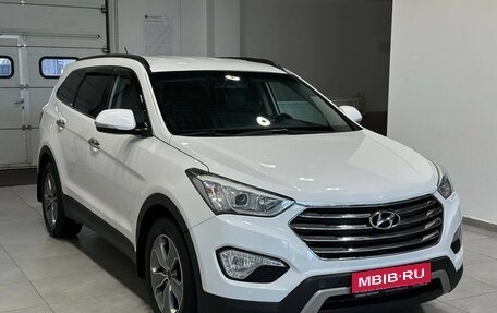 Hyundai Santa Fe III рестайлинг, 2015 год, 2 399 900 рублей, 1 фотография