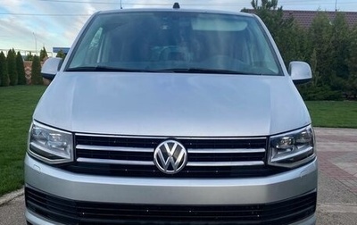 Volkswagen Caravelle T6 рестайлинг, 2019 год, 3 400 000 рублей, 1 фотография