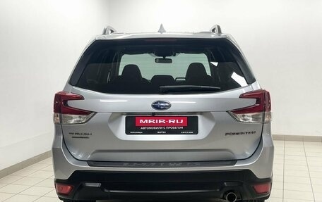 Subaru Forester, 2018 год, 2 955 000 рублей, 5 фотография