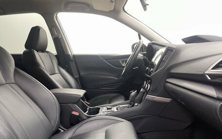 Subaru Forester, 2018 год, 2 955 000 рублей, 11 фотография