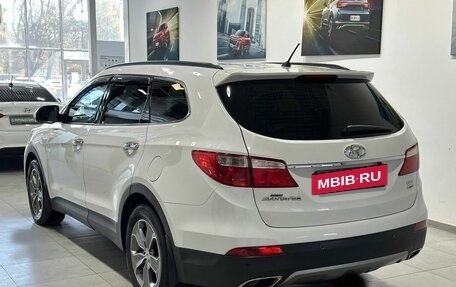 Hyundai Santa Fe III рестайлинг, 2015 год, 2 399 900 рублей, 4 фотография