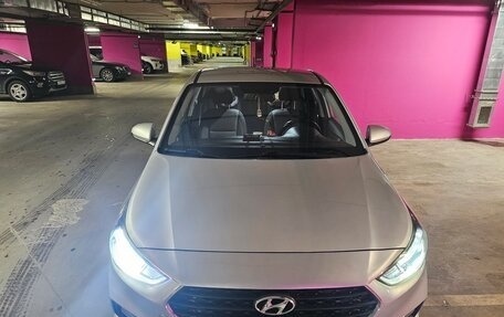 Hyundai Solaris II рестайлинг, 2017 год, 1 320 000 рублей, 3 фотография