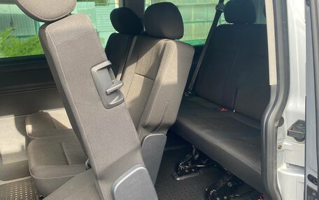 Volkswagen Caravelle T6 рестайлинг, 2019 год, 3 400 000 рублей, 10 фотография