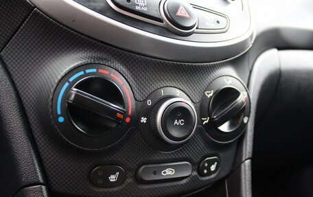 Hyundai Solaris II рестайлинг, 2014 год, 879 000 рублей, 11 фотография