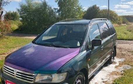 Mitsubishi Space Wagon III, 2000 год, 280 000 рублей, 1 фотография