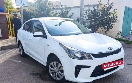 KIA Rio IV, 2019 год, 1 300 000 рублей, 2 фотография