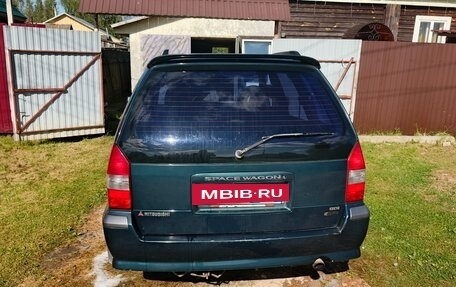 Mitsubishi Space Wagon III, 2000 год, 280 000 рублей, 3 фотография