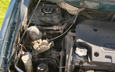 Mitsubishi Space Wagon III, 2000 год, 280 000 рублей, 14 фотография