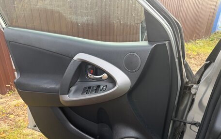 Toyota RAV4, 2007 год, 750 000 рублей, 7 фотография