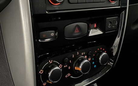 Nissan Terrano III, 2015 год, 1 049 000 рублей, 16 фотография