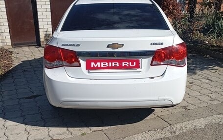 Chevrolet Cruze II, 2012 год, 620 000 рублей, 3 фотография