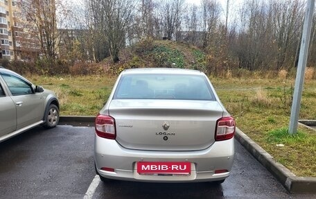 Renault Logan II, 2014 год, 800 000 рублей, 2 фотография