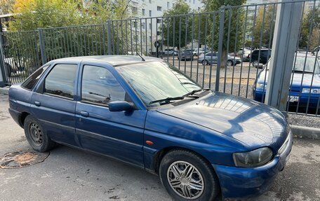 Ford Escort V, 2000 год, 115 000 рублей, 2 фотография